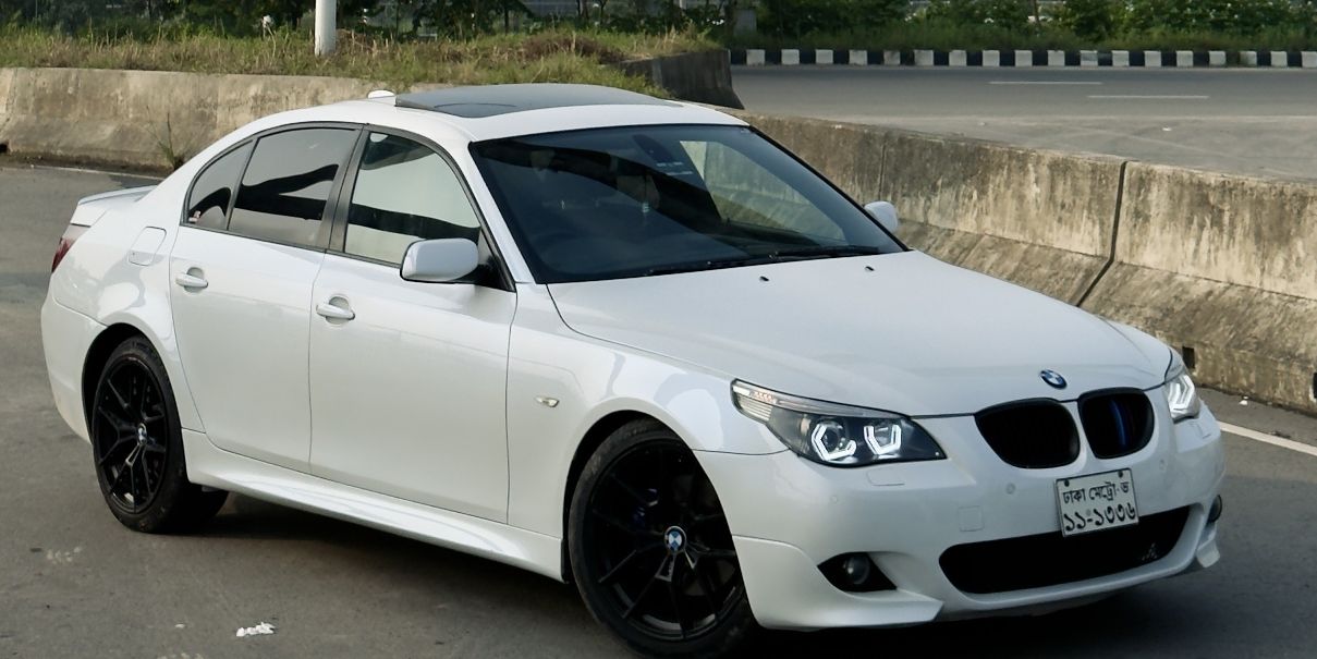 BMW E60 525i